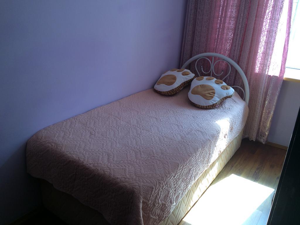 Apartment On Khinikadze 4 Батуми Екстериор снимка
